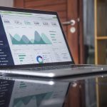 ¿Cómo promocionar tu negocio y sus servicios 24 horas, los 365 días del año? Fácil, implementando estrategias de marketing digital. En este artículo te contamos algunas historias de éxito y te mostramos algunas herramientas básicas que te ayudarán a dar el giro digital que necesita tu emprendimiento para crecer.