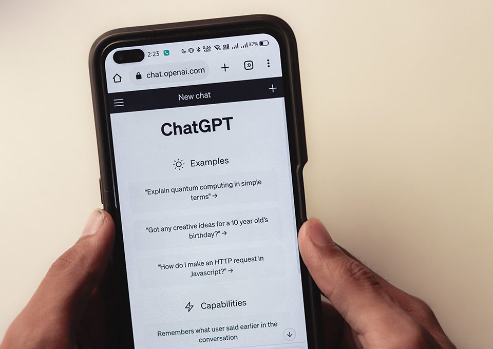 ¿Cómo puedo aprovechar la inteligencia artificial para mi negocio?
